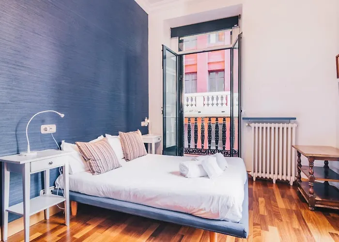 Haizean By People * سان سيباستيان